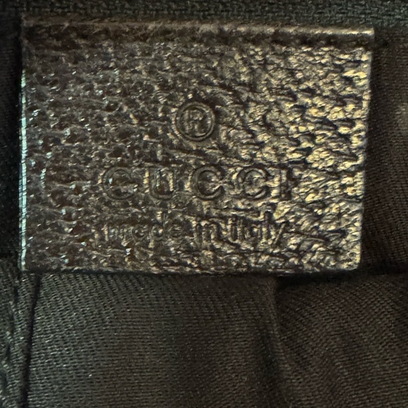💥AUTHENTIC GUCCI Classic GG Signature Tote - Picture 5 of 16